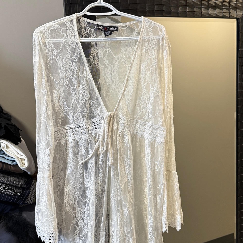 Polly & Esther Cream Lace Blouse